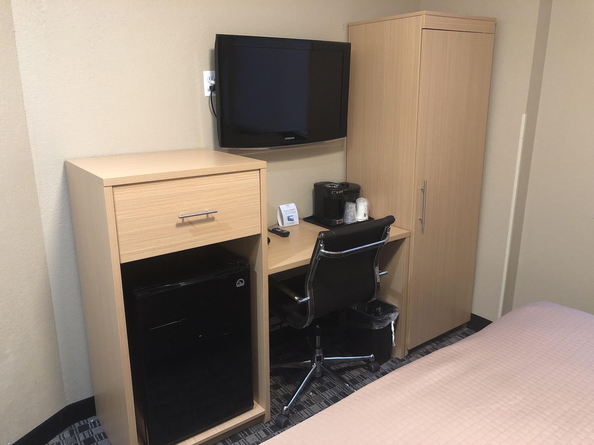 Days Inn By Wyndham Brooklyn Borough Park Nowy Jork Zewnętrze zdjęcie