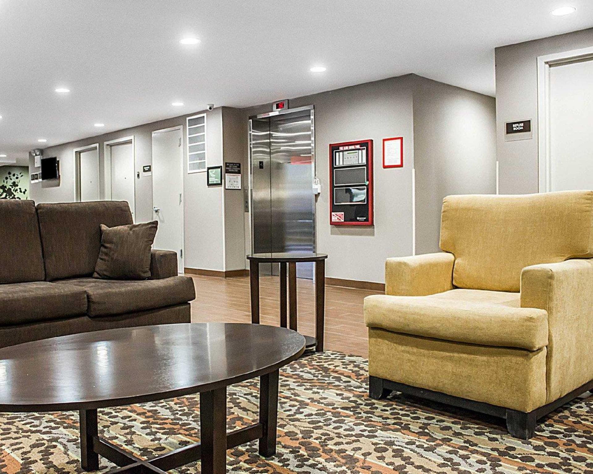 Days Inn By Wyndham Brooklyn Borough Park Nowy Jork Zewnętrze zdjęcie