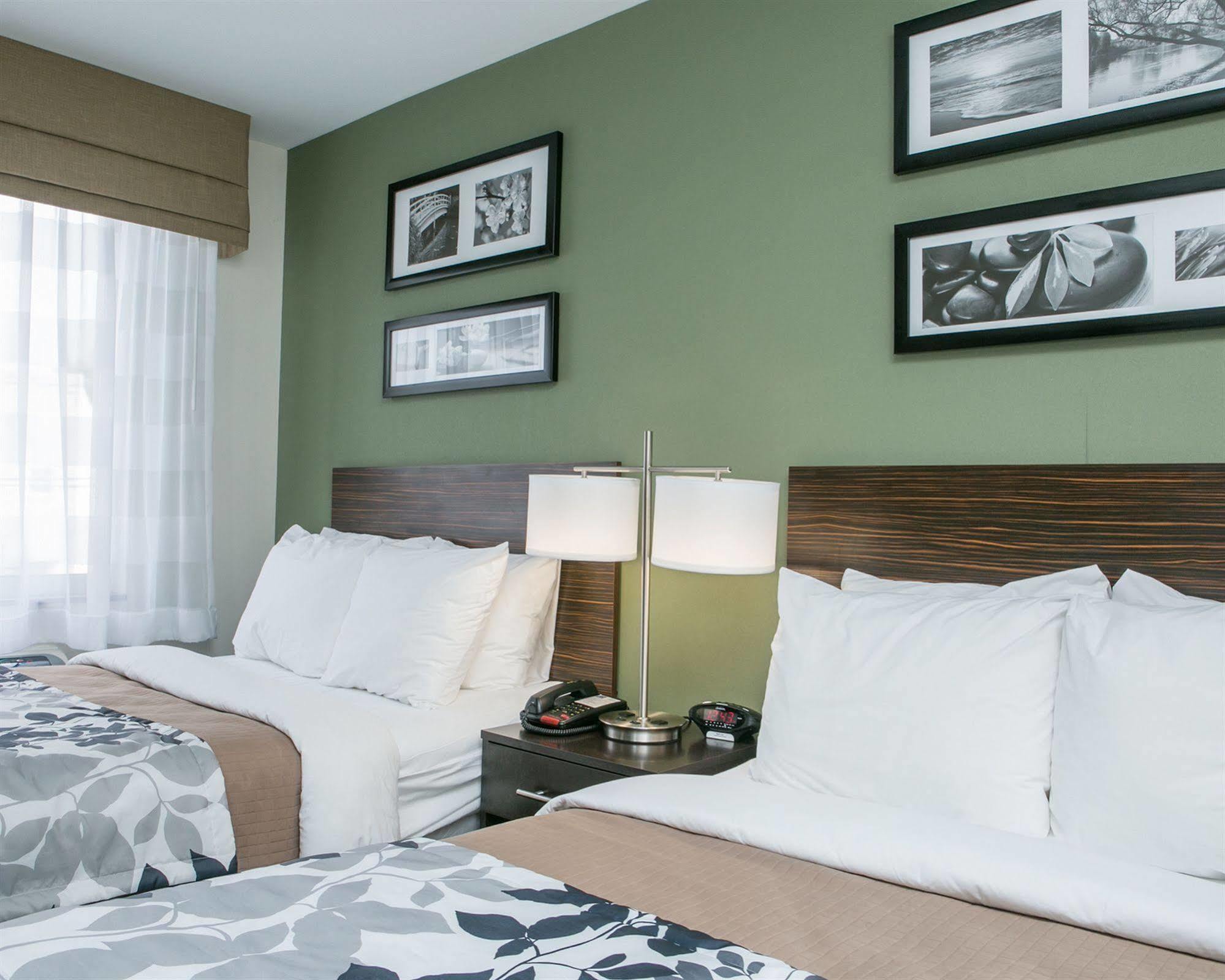 Days Inn By Wyndham Brooklyn Borough Park Nowy Jork Zewnętrze zdjęcie