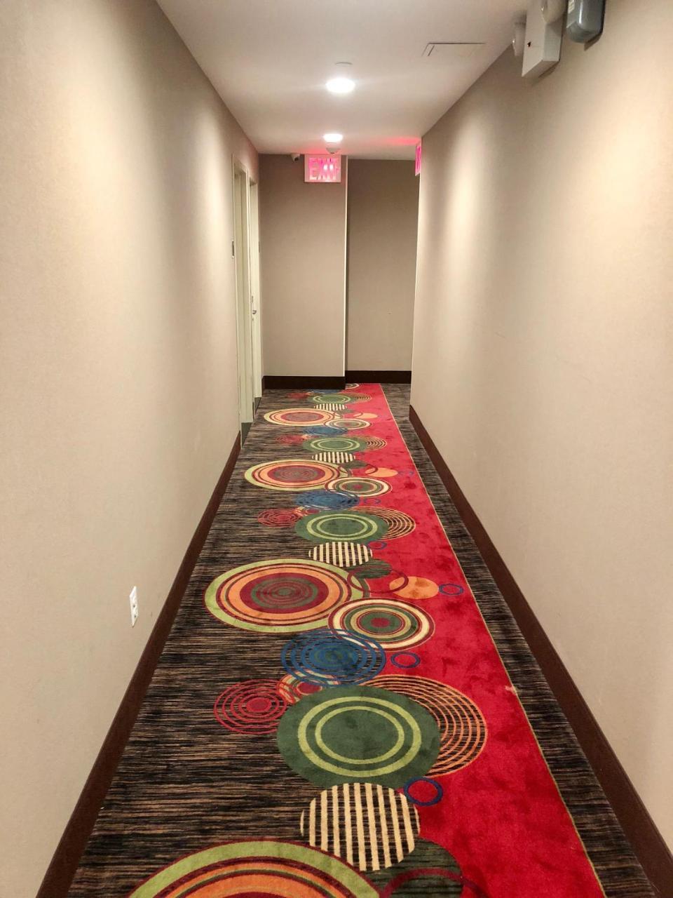 Days Inn By Wyndham Brooklyn Borough Park Nowy Jork Zewnętrze zdjęcie